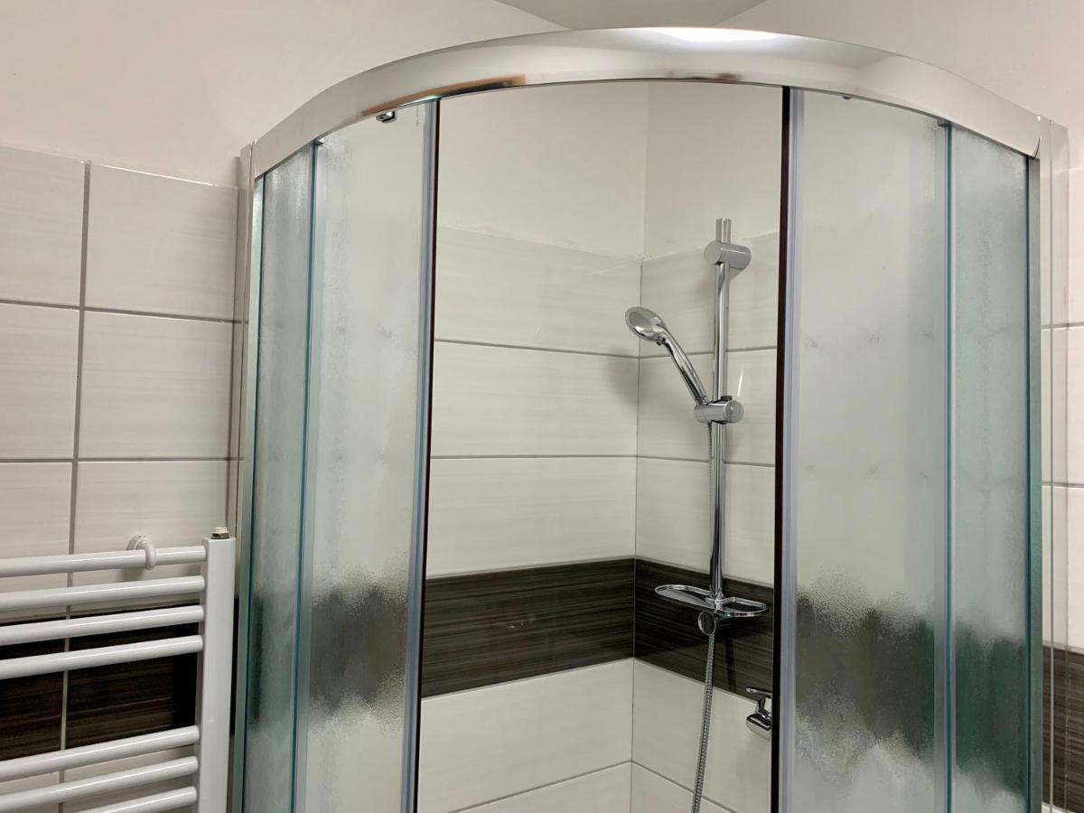 Mikulov - Inn - Hotel S Vinnym Sklepem Venuse Ngoại thất bức ảnh